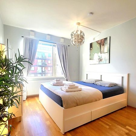 Moon Apartment Near The Centre ! Free Parking Available ! Trondheim Eksteriør billede