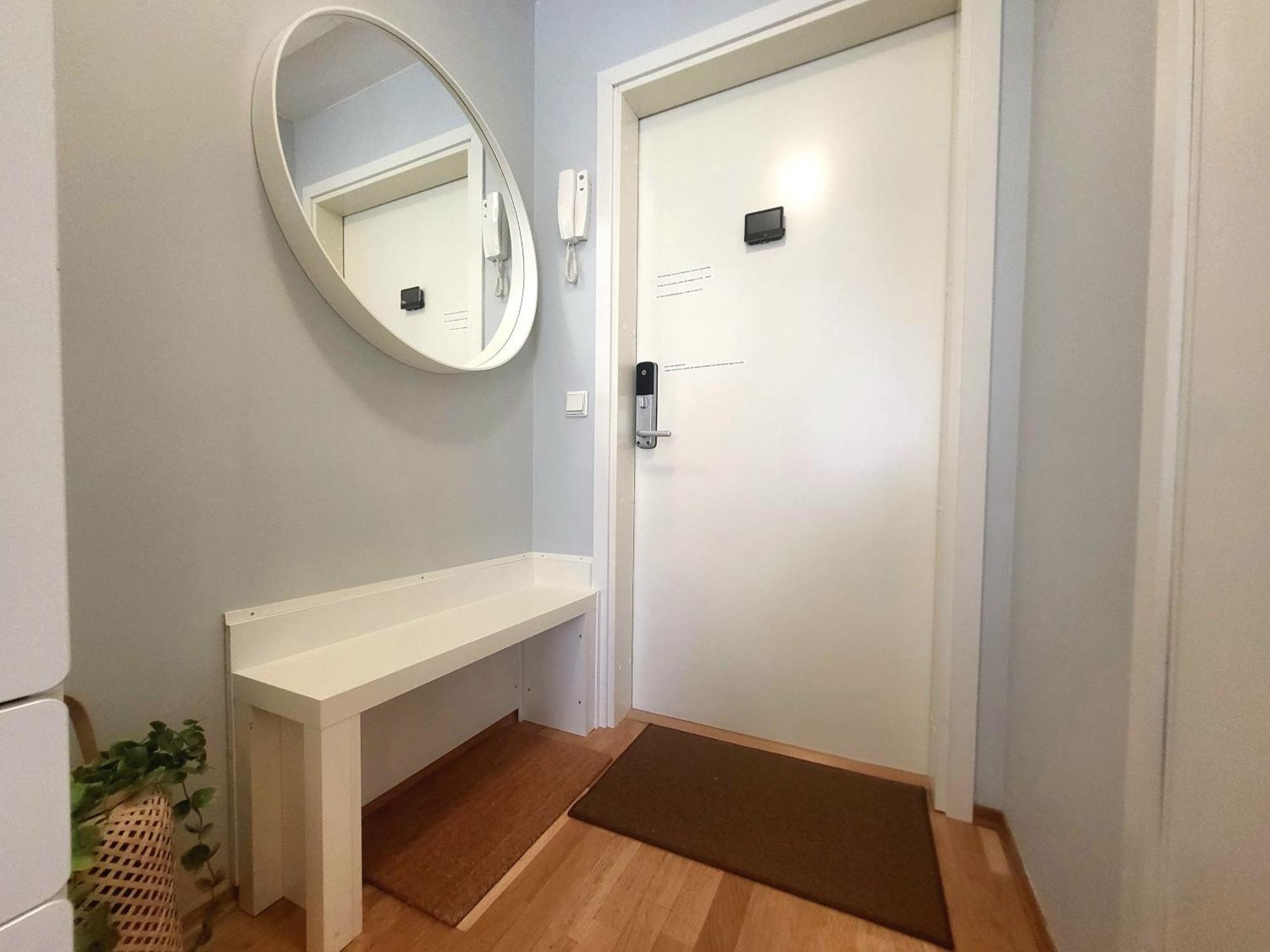 Moon Apartment Near The Centre ! Free Parking Available ! Trondheim Eksteriør billede