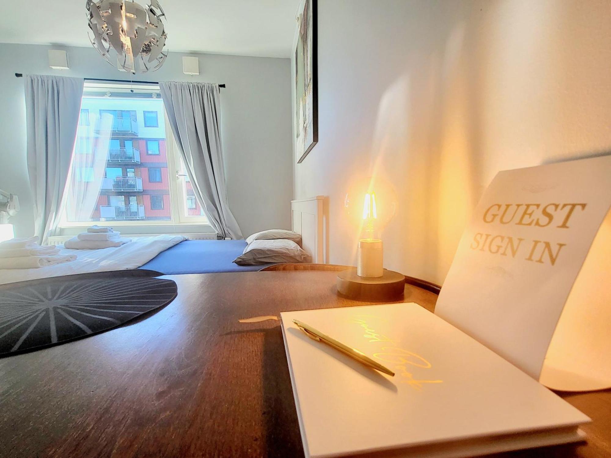 Moon Apartment Near The Centre ! Free Parking Available ! Trondheim Eksteriør billede