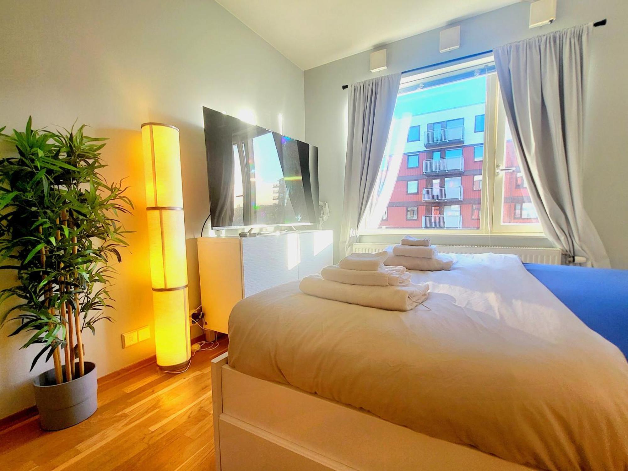 Moon Apartment Near The Centre ! Free Parking Available ! Trondheim Eksteriør billede